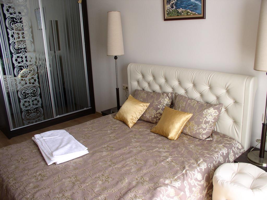 Lvv Palace Apartment 써니비치 외부 사진