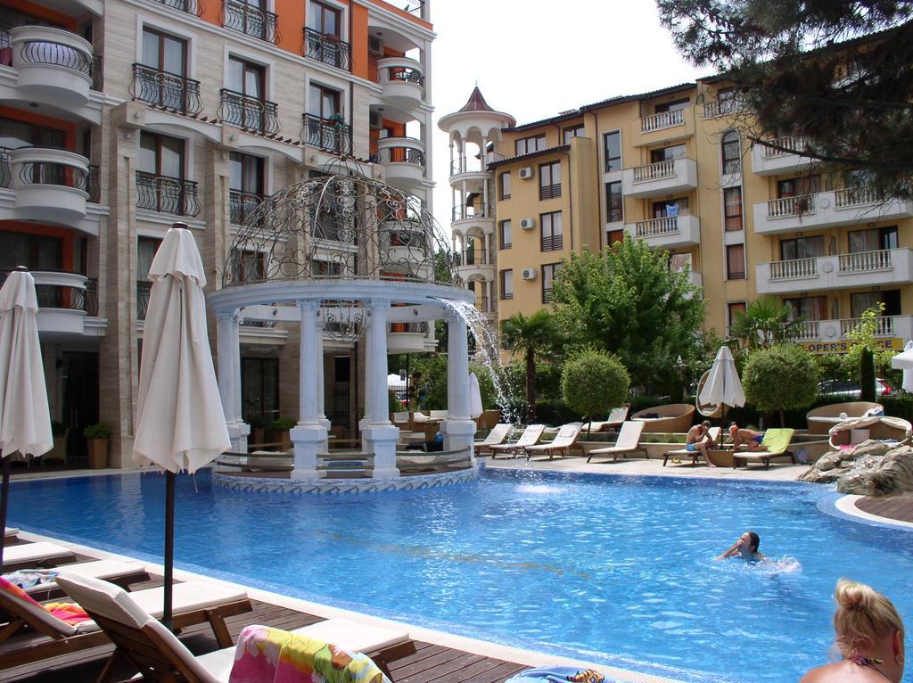 Lvv Palace Apartment 써니비치 외부 사진