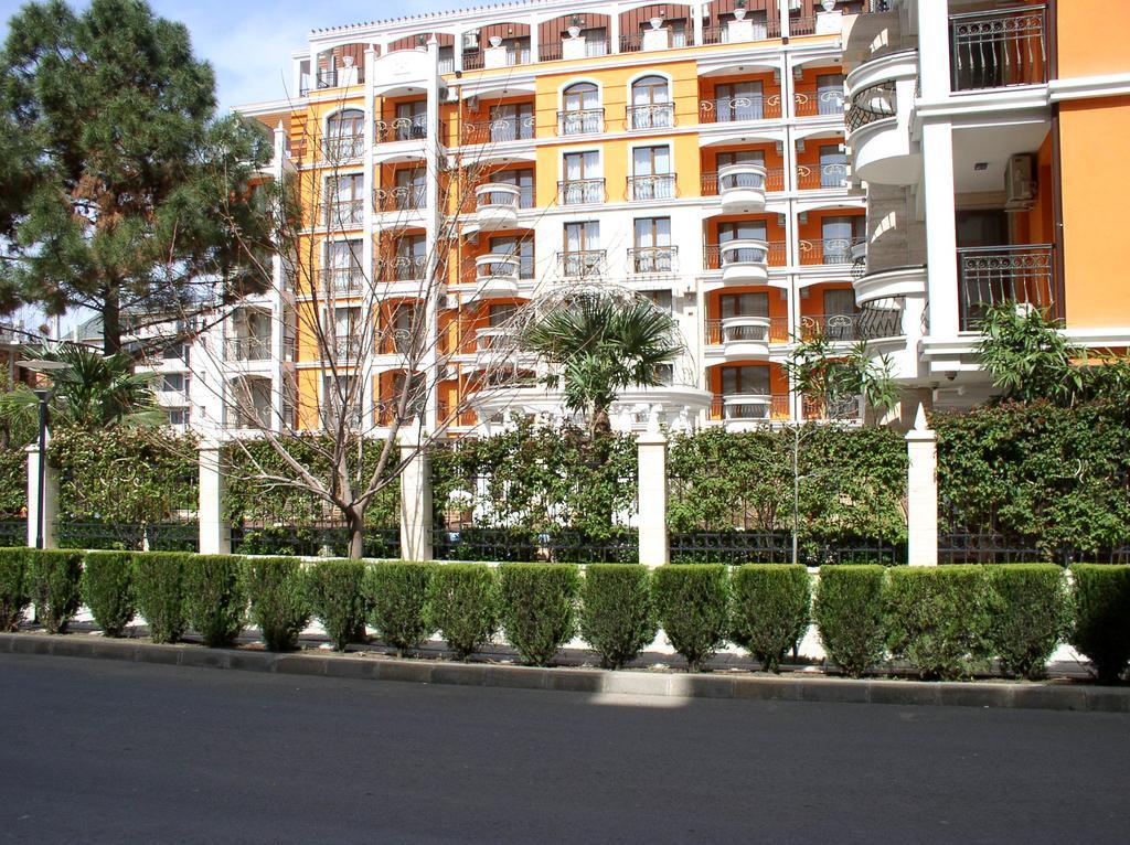 Lvv Palace Apartment 써니비치 외부 사진